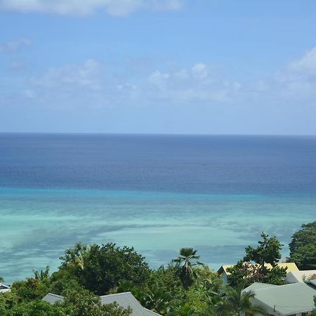 Manfiyo Guest House Anse Boileau Екстериор снимка